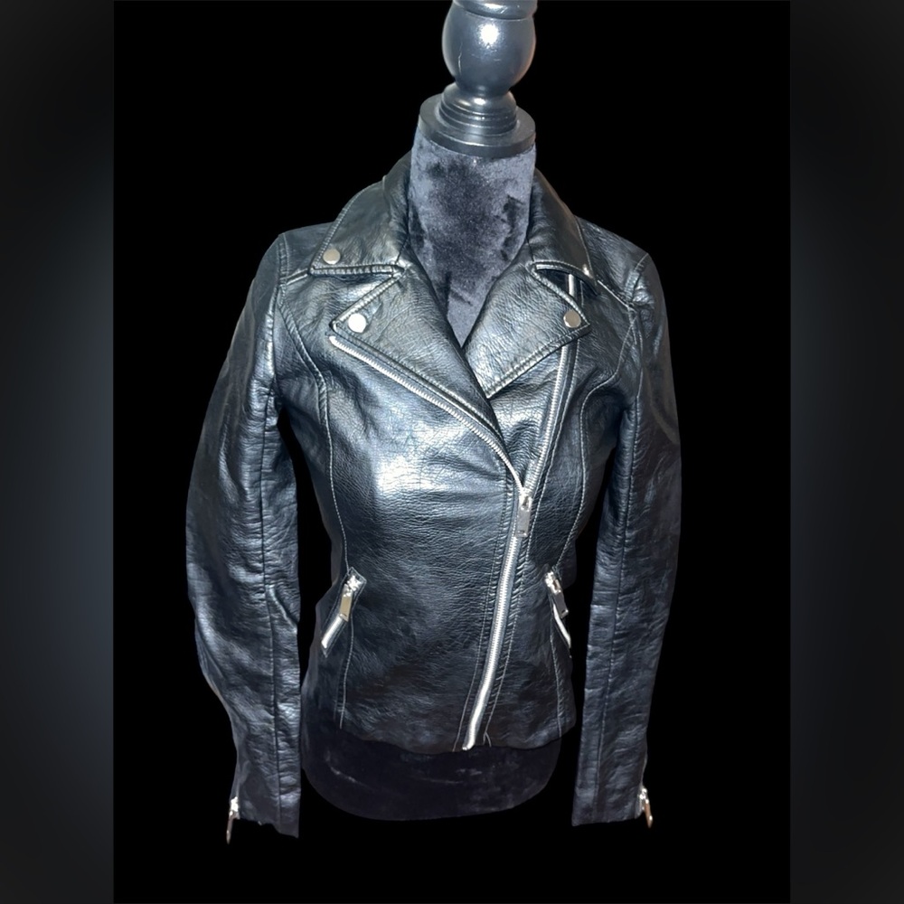 H&M Black Leather Biker Jacket Women’s Size 0